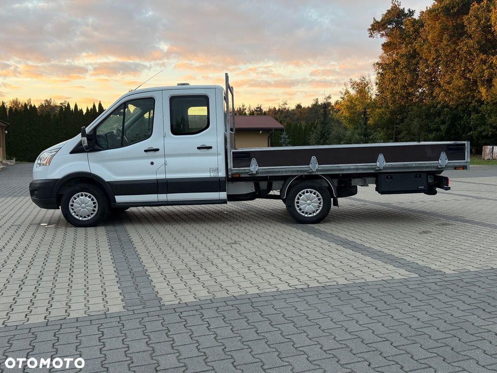 Ford Transit - 25