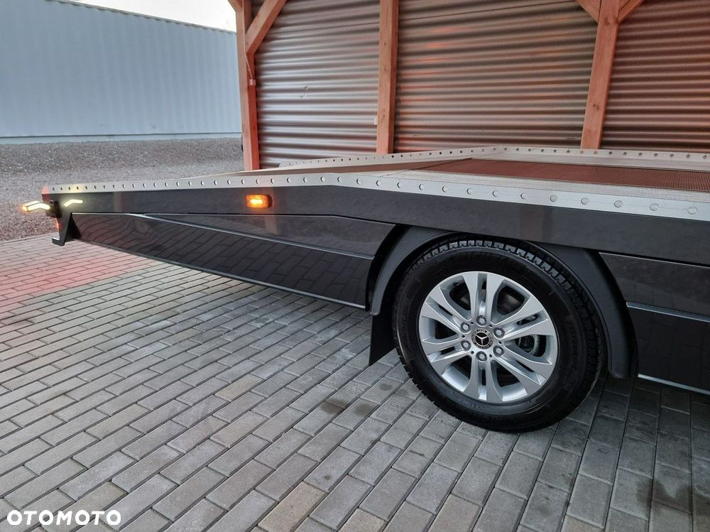 Mercedes-Benz Sprinter - 9