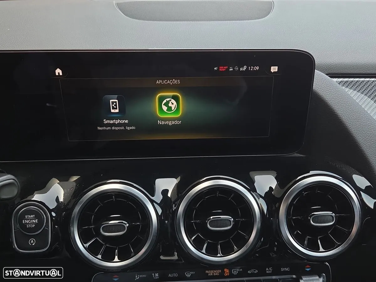 Mercedes-Benz GLA 180 d AMG Line - 17