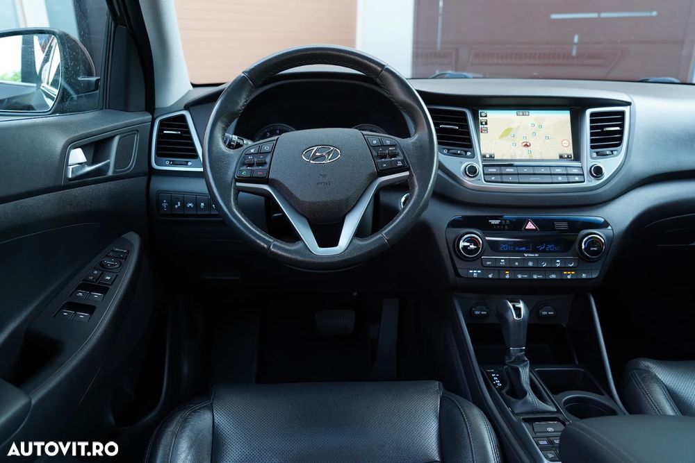 Hyundai Tucson 2.0 CRDI 4WD 6AT Premium+ - 13
