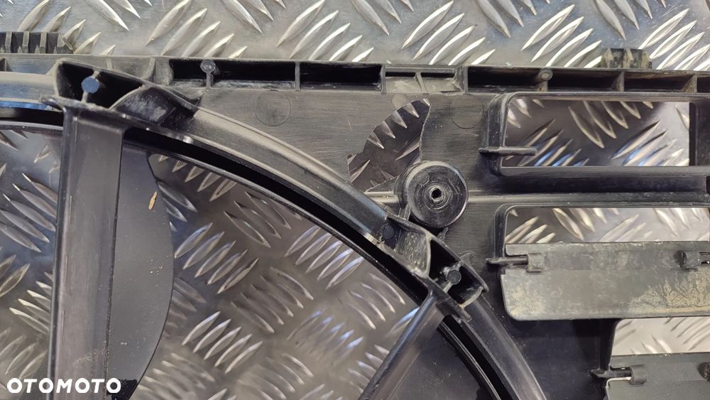VW TOUAREG 7P 10-18R WENTYLATOR CHLODNICY BROSE 7P0121203 H 7P0121207 A - 4