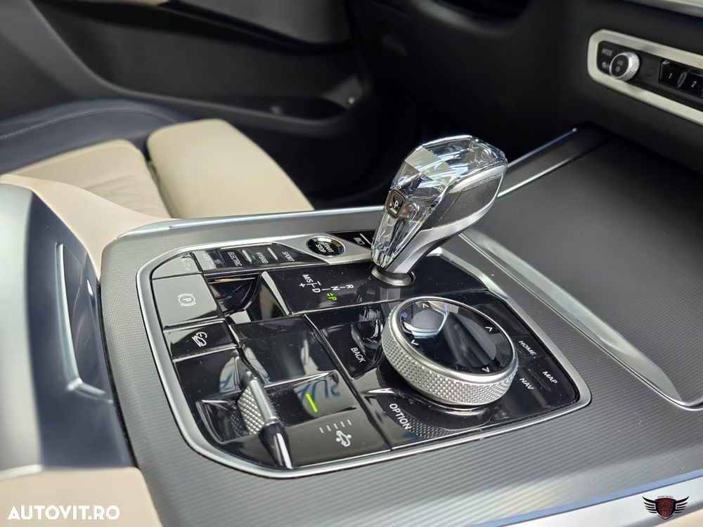 BMW X5 xDrive45e - 19