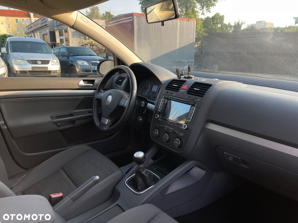Volkswagen Golf 1.6 Tour - 29