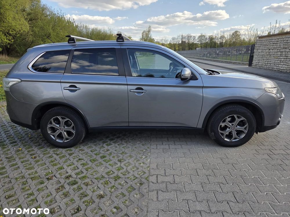 Mitsubishi Outlander 2.2 DID Intense + 4WD - 16