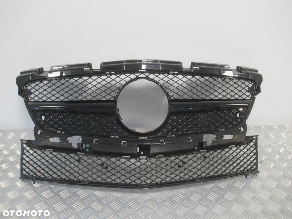 GRILL GRIL ATRAPA MERCEDES SLK W172 2011- - 1