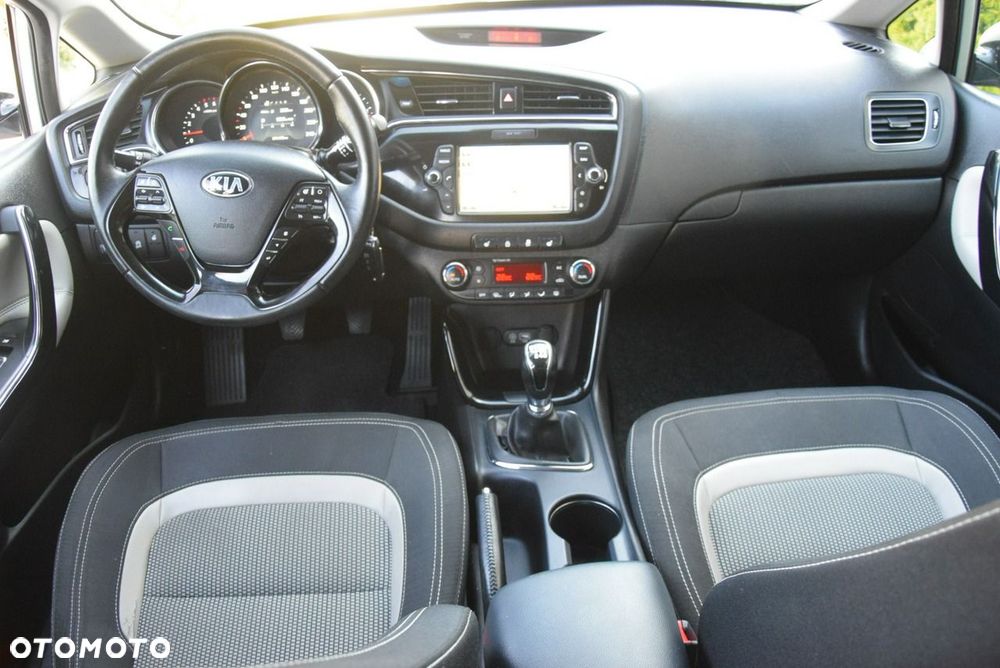 Kia Ceed 1.6 CRDi S - 24