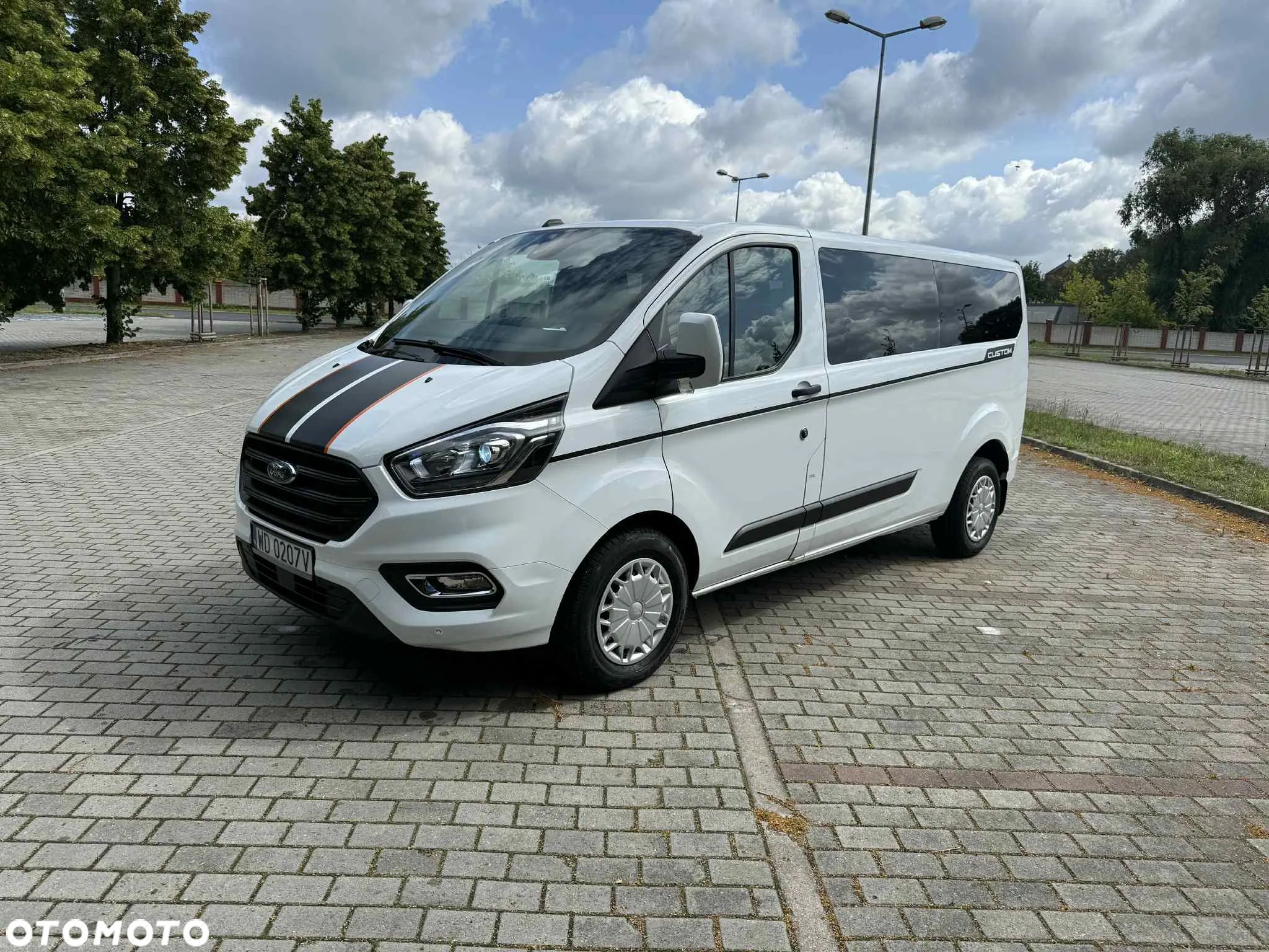 Ford Transit Custom 320 L2H1 Trend (bryg.) - 1