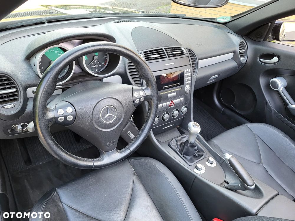 Mercedes-Benz SLK - 17