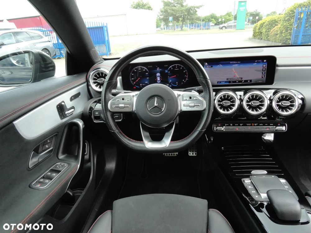 Mercedes-Benz CLA 200 7G-DCT Edition AMG Line - 14