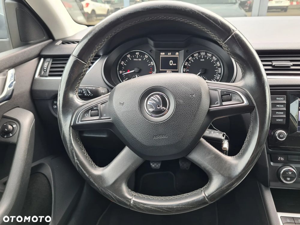 Skoda Octavia 1.2 TSI Ambition - 9