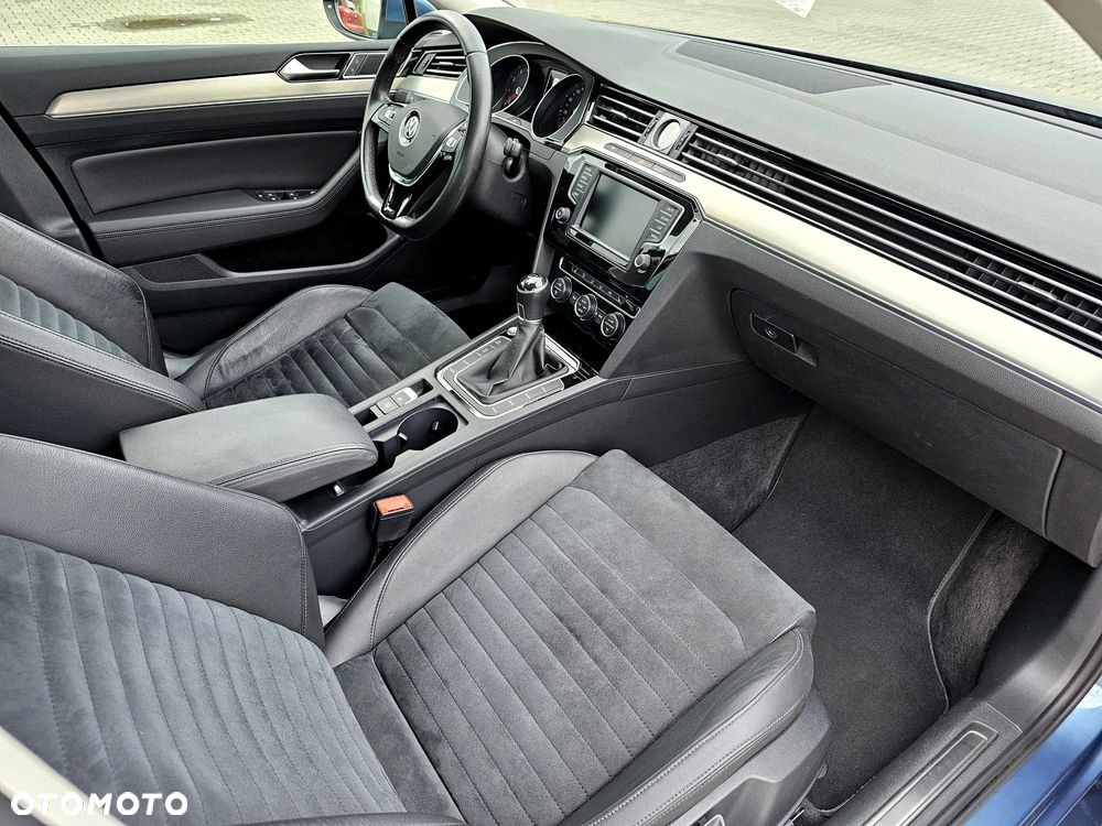 Volkswagen Passat 1.4 TSI BMT ACT Highline - 22