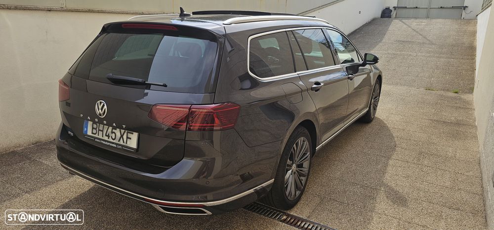 VW Passat Variant - 22