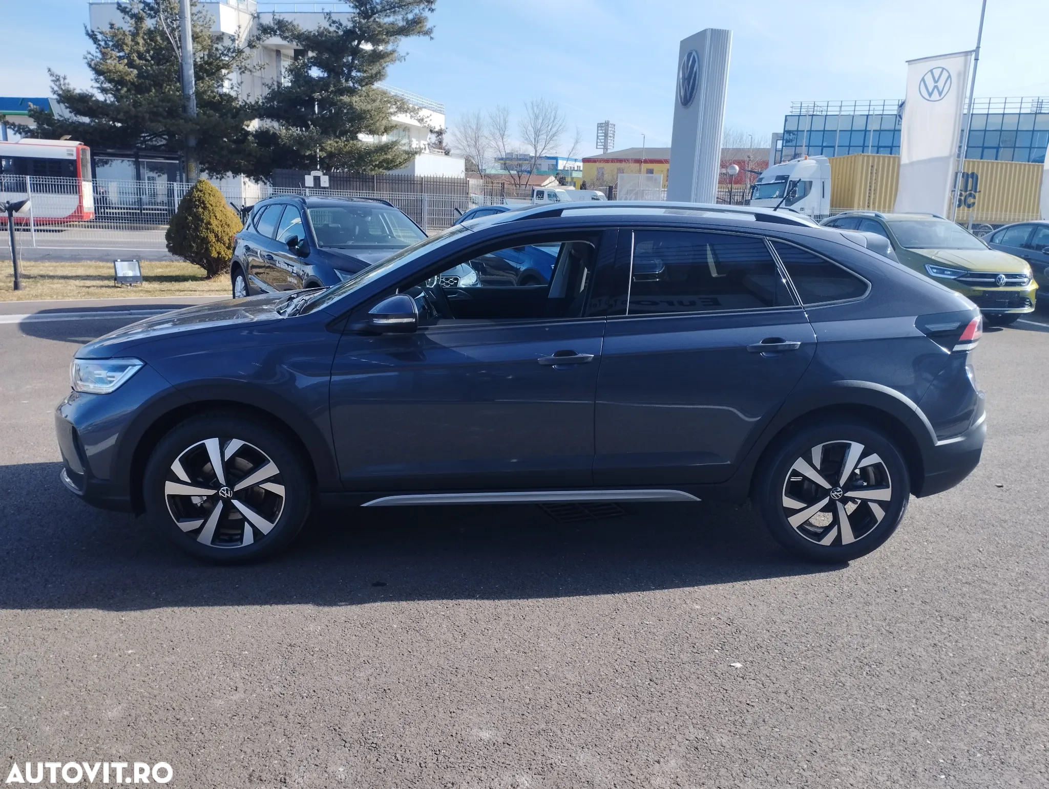 Volkswagen Taigo 1.0 TSI DSG Life - 3