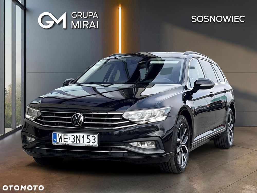 Volkswagen Passat - 1
