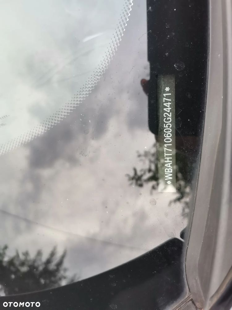 BMW X1 sDrive18d - 23
