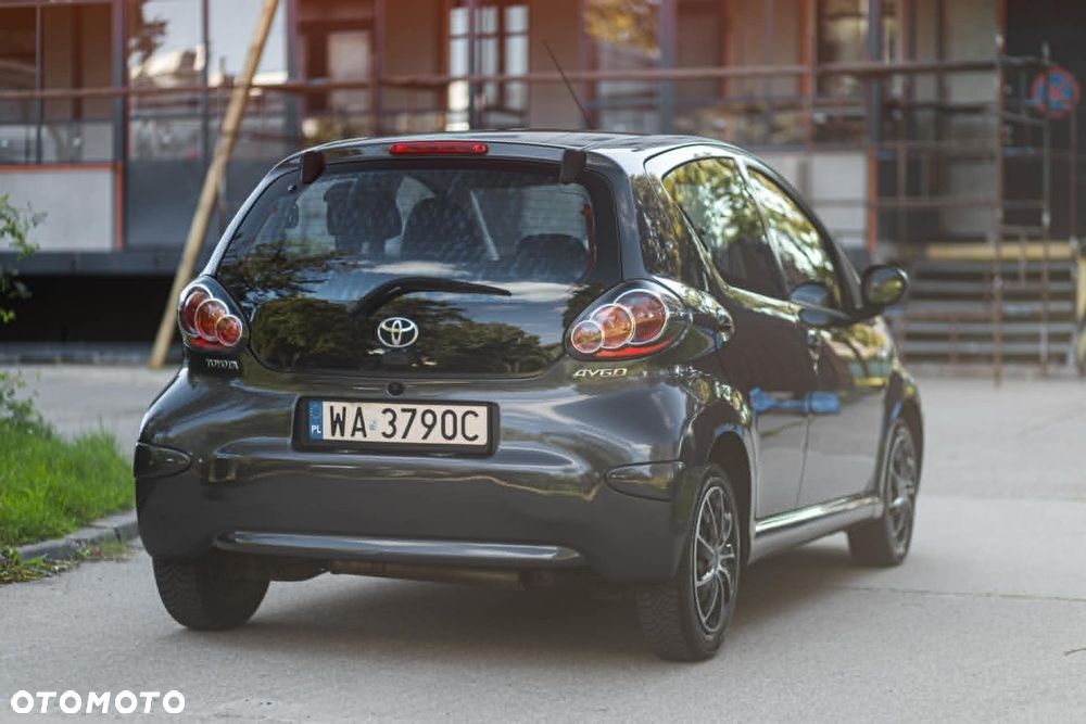 Toyota Aygo - 8