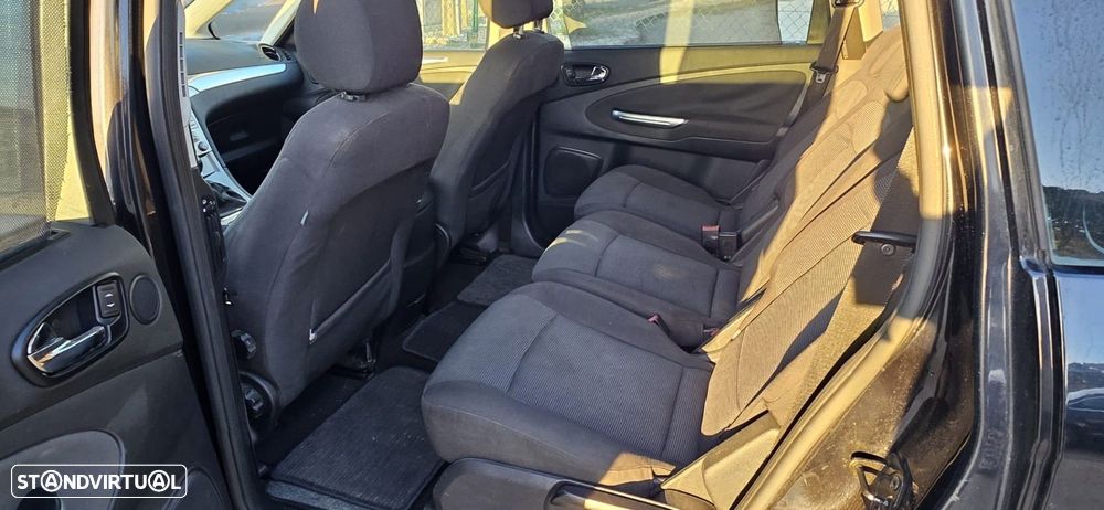 Ford S-Max 1.8 TDCi Titanium 7L - 9