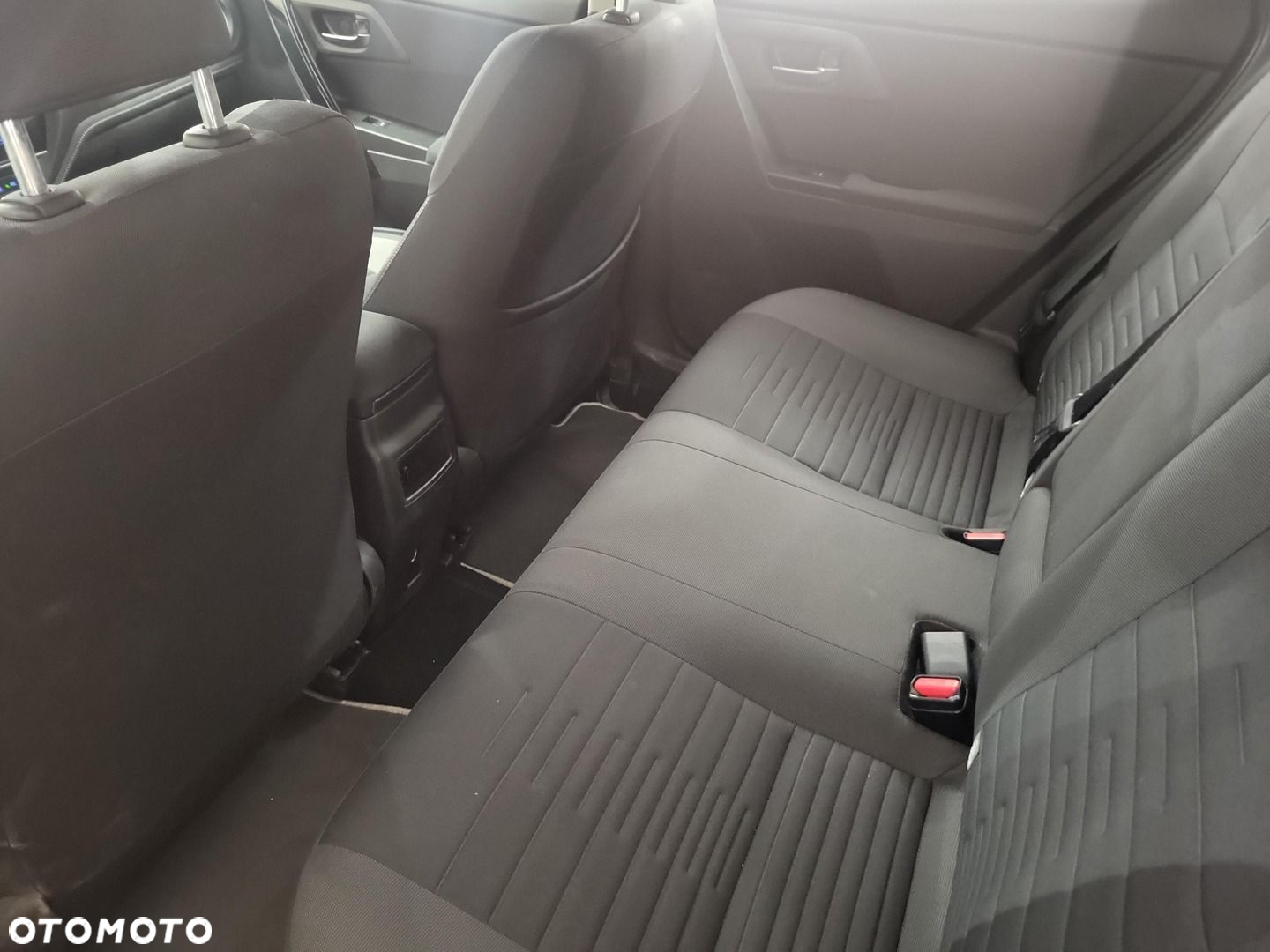 Toyota Auris Hybrid 135 Premium - 9