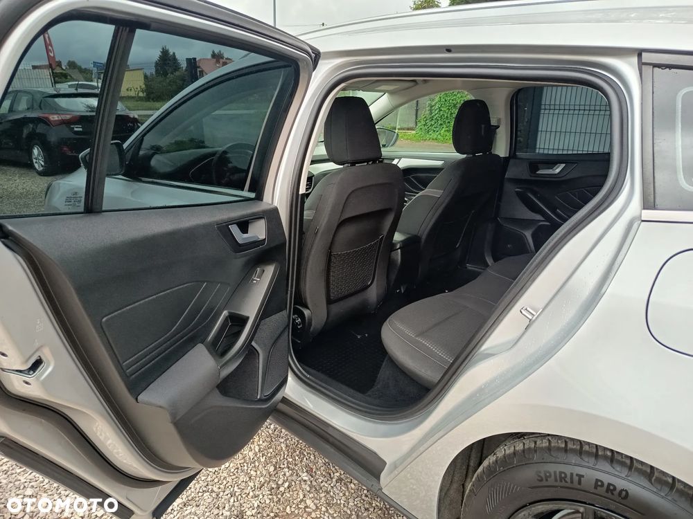 Ford Focus 2.0 TDCi SYNC Edition ASS - 34