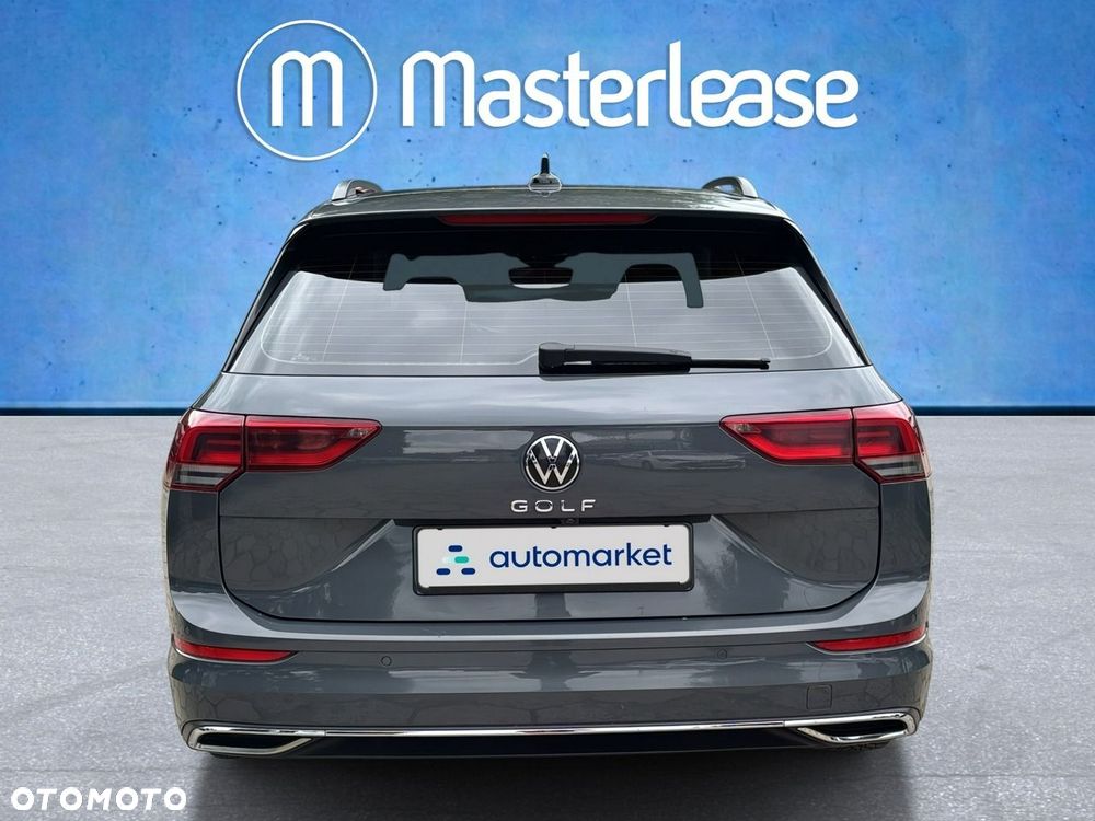 Volkswagen Golf - 6