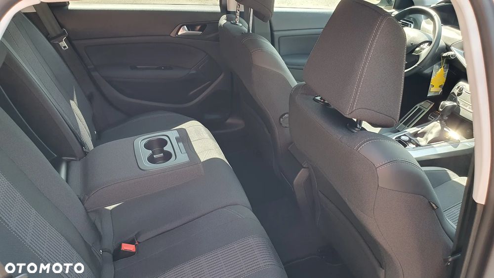 Peugeot 308 1.2 PureTech GPF Allure Pack S&S - 19