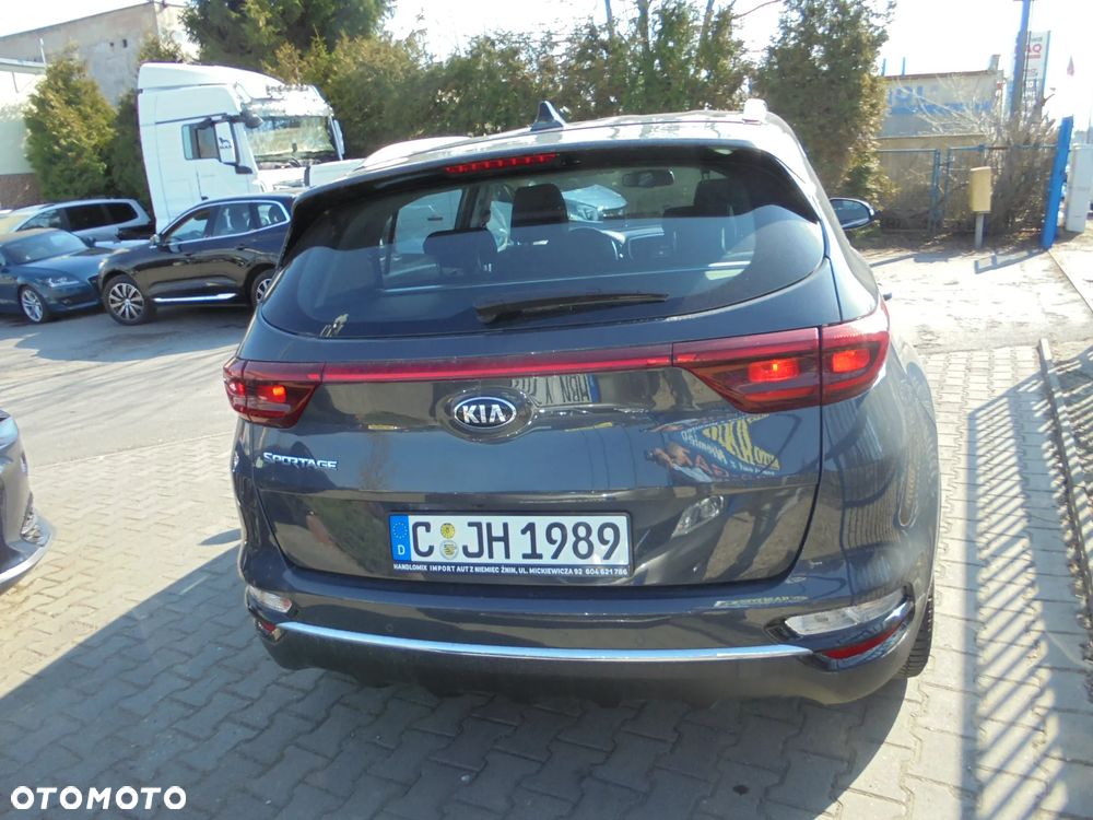 Kia Sportage 1.6 GDI 2WD DREAM-TEAM EDITION - 31