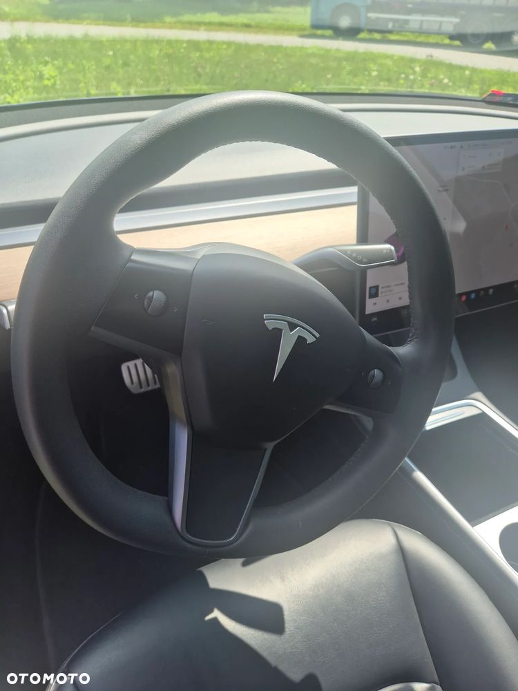 Tesla Model 3 - 15