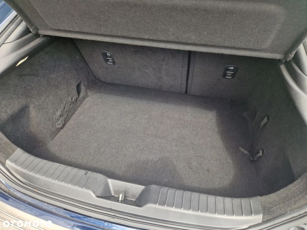 Mazda 3 SKYACTIV-X 2.0 M-Hybrid SELECTION - 27