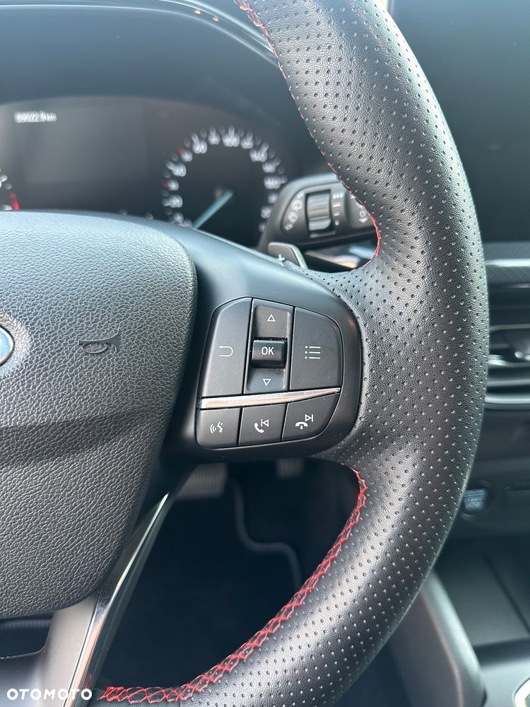 Ford Focus 1.0 EcoBoost Hybrid ST-LINE - 23