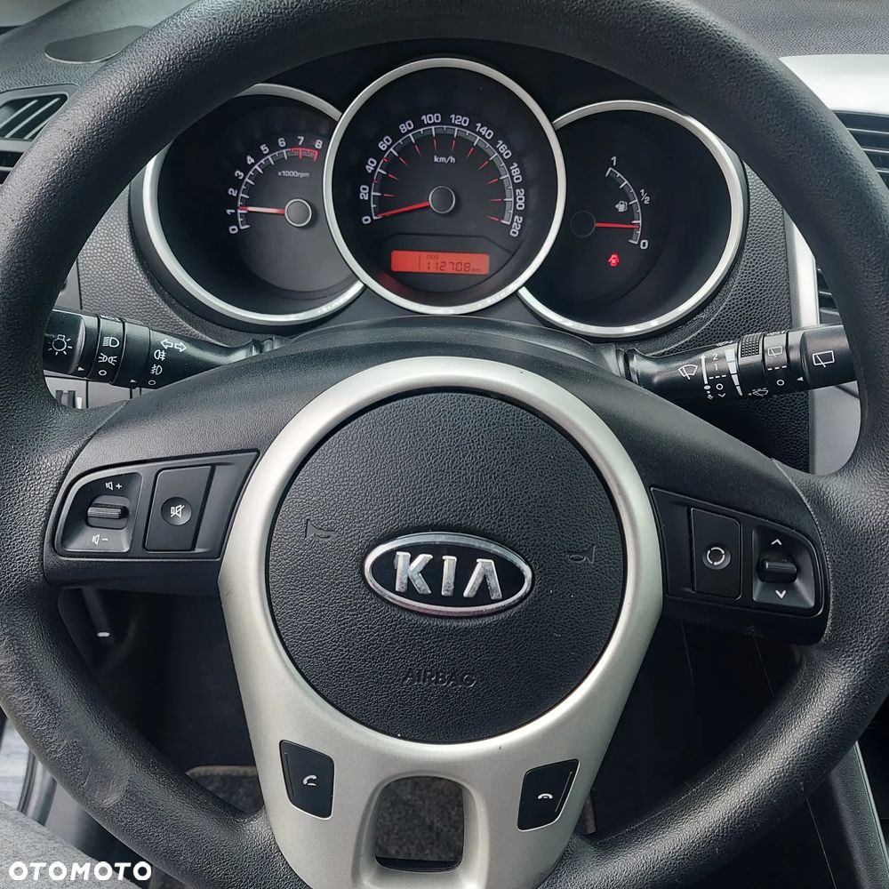 Kia Venga 1.4 CVVT ISG Vision - 8