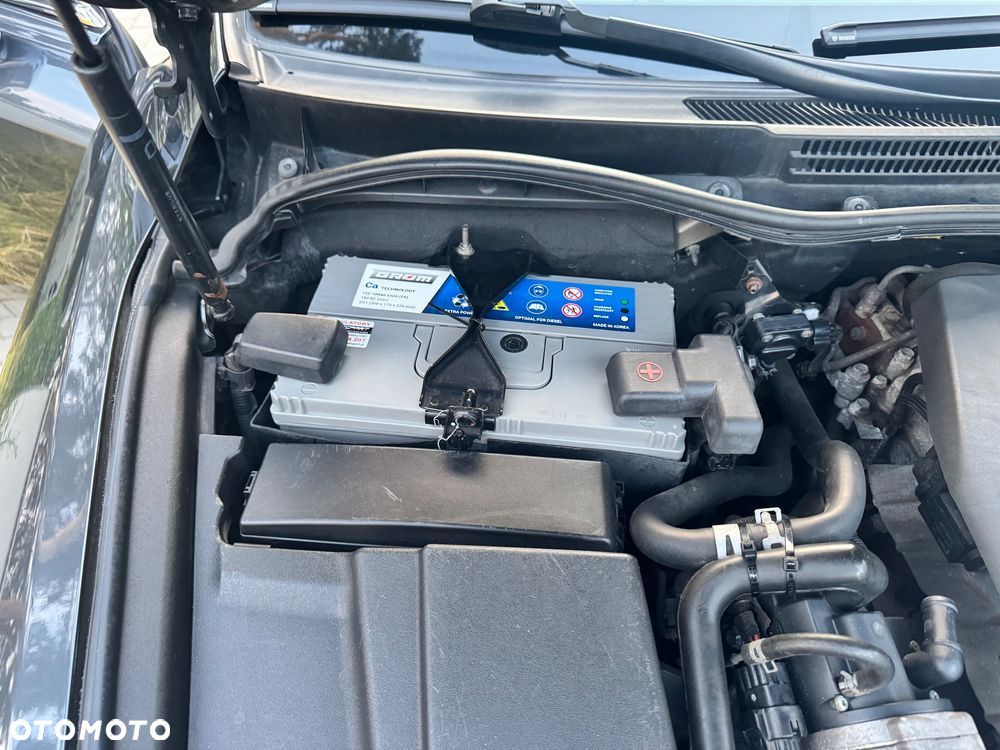 Lexus IS 220 D Prestige - 8