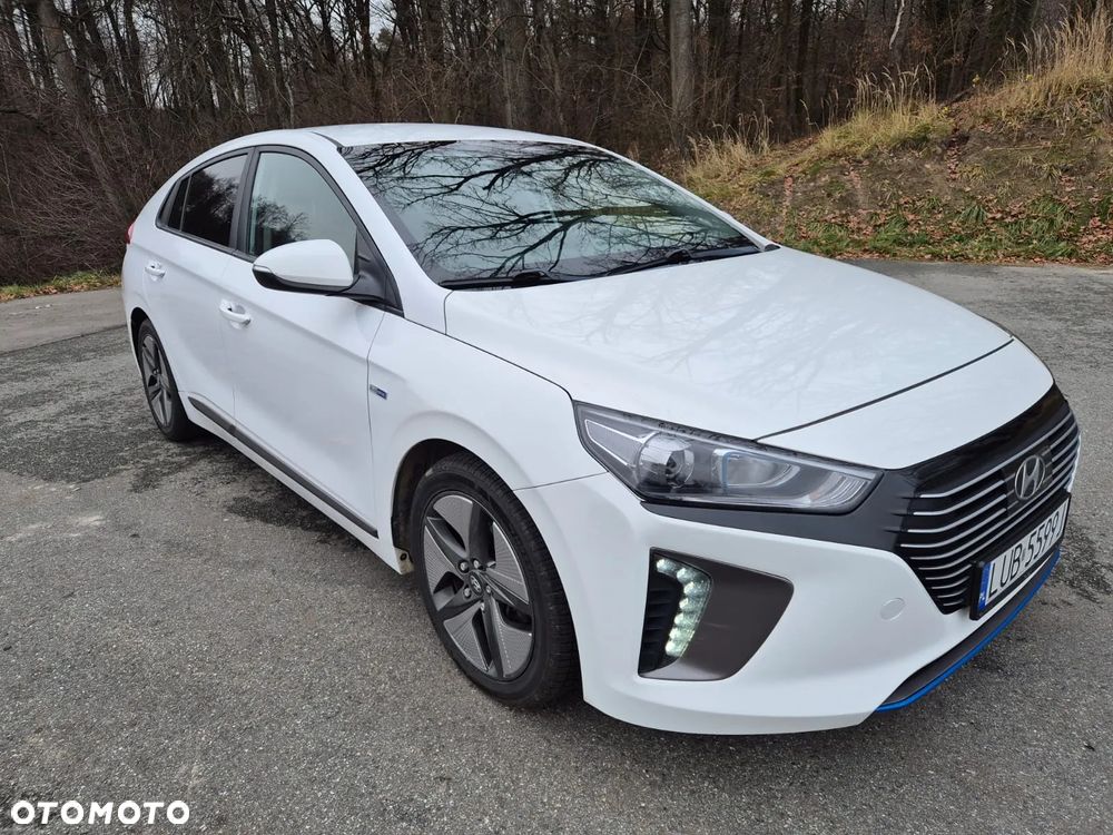 Hyundai IONIQ 1.6 GDI Premium - 3
