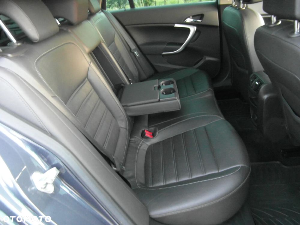 Opel Insignia 2.0 T Cosmo 4x4 - 31