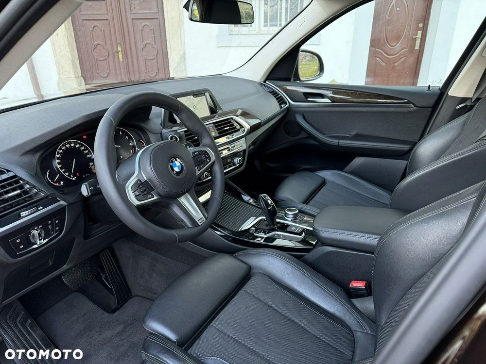 BMW X3 xDrive20i Advantage - 6