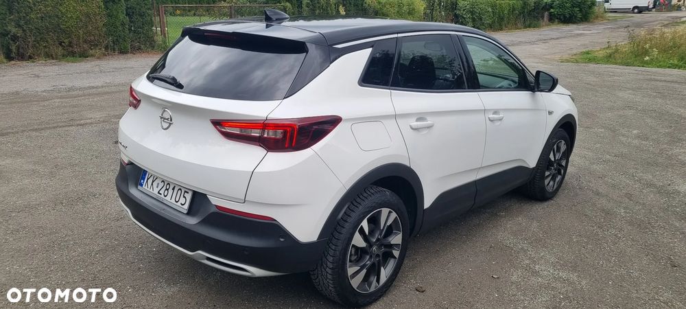 Opel Grandland X 1.2 T GPF Design Line S&S - 10
