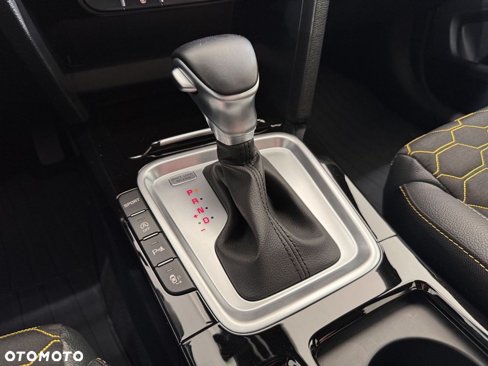 Kia XCeed - 22