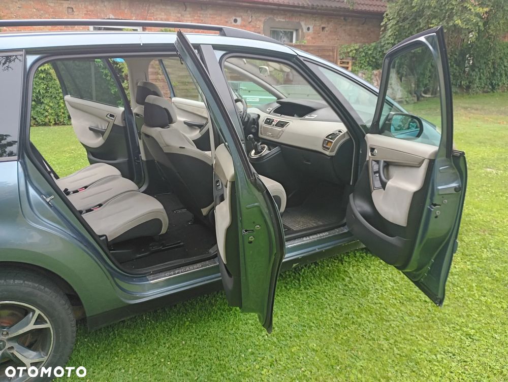 Citroën C4 Picasso - 12