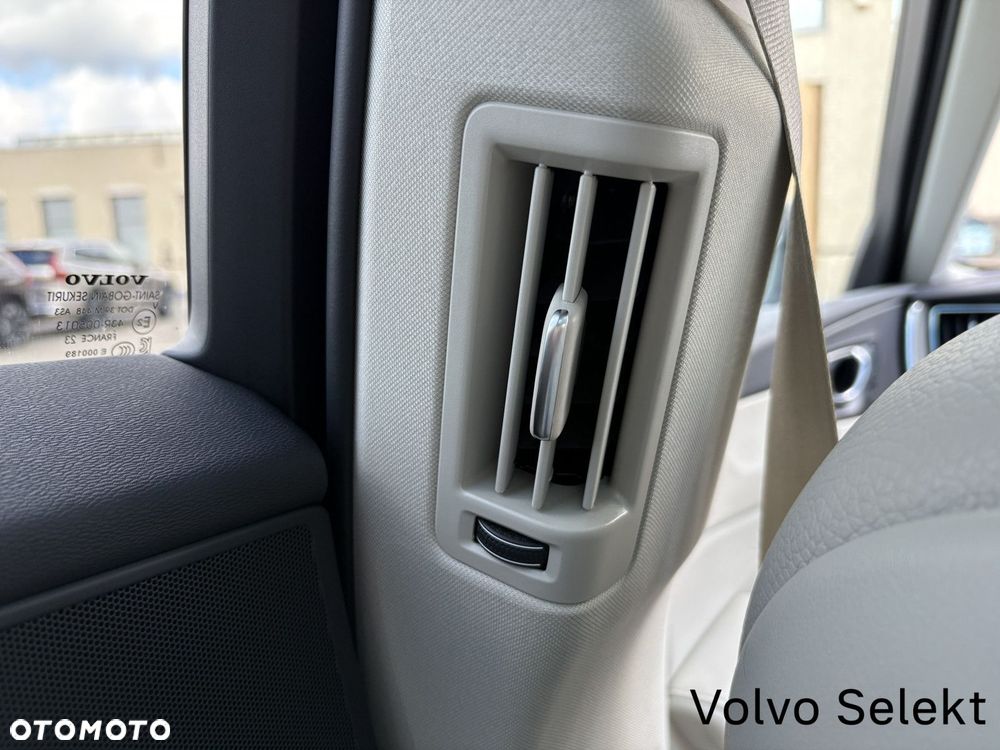 Volvo XC 60 - 23