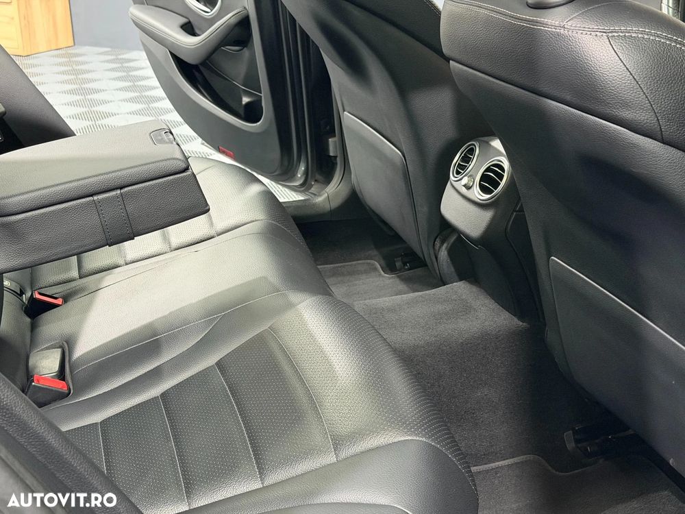 Mercedes-Benz C - 20