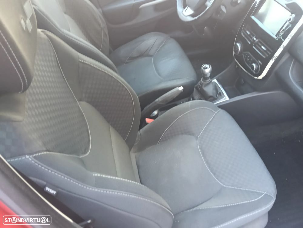 Renault Clio Sport Tourer 1.5 dCi GT Line - 9