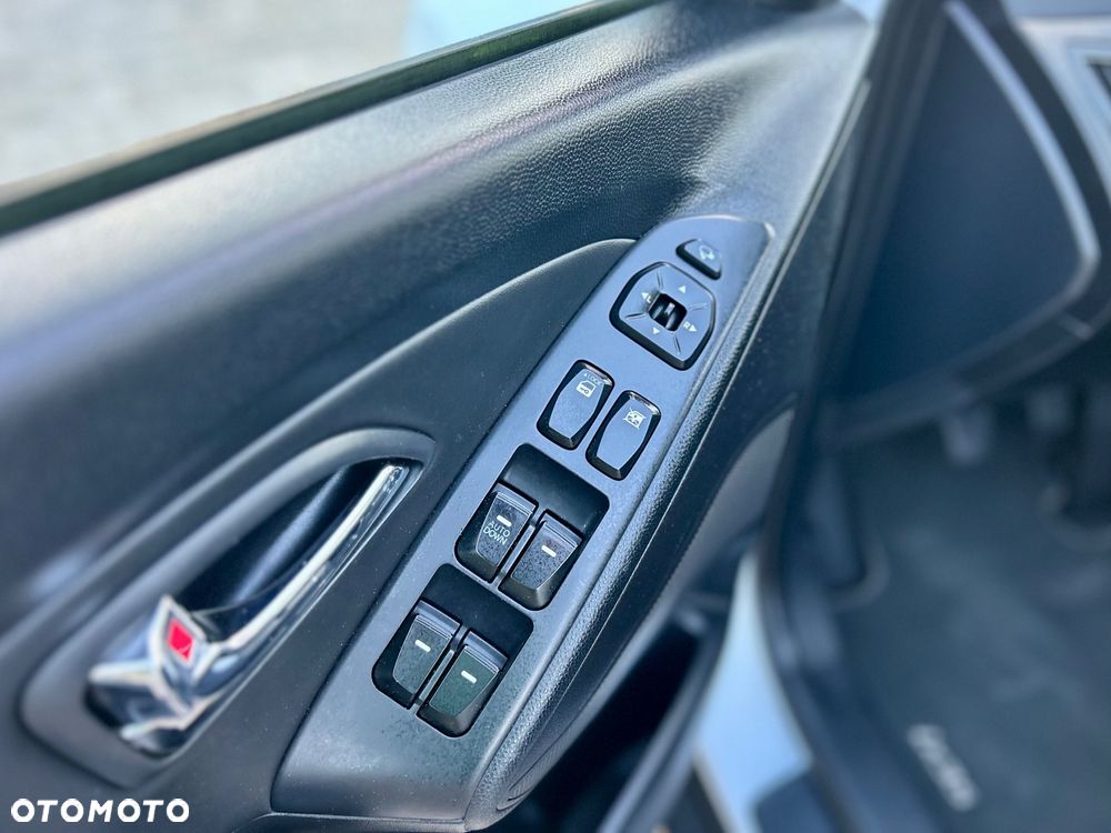 Hyundai ix35 2.0 CRDi 4WD Style - 12