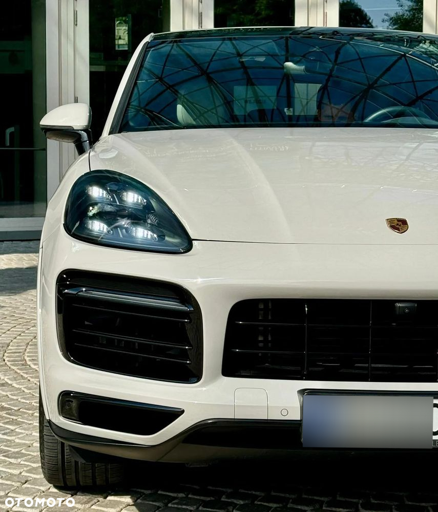 Porsche Cayenne - 2
