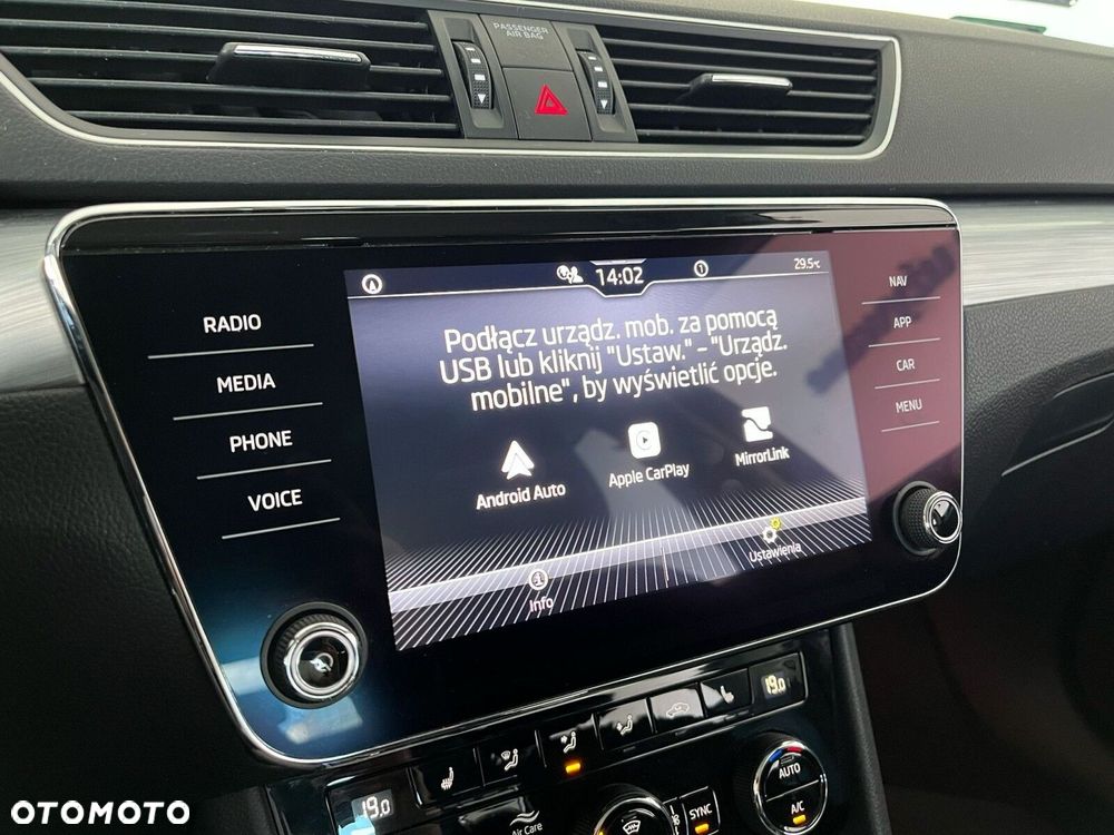 Skoda Superb 2.0 TSI Ambition DSG - 29