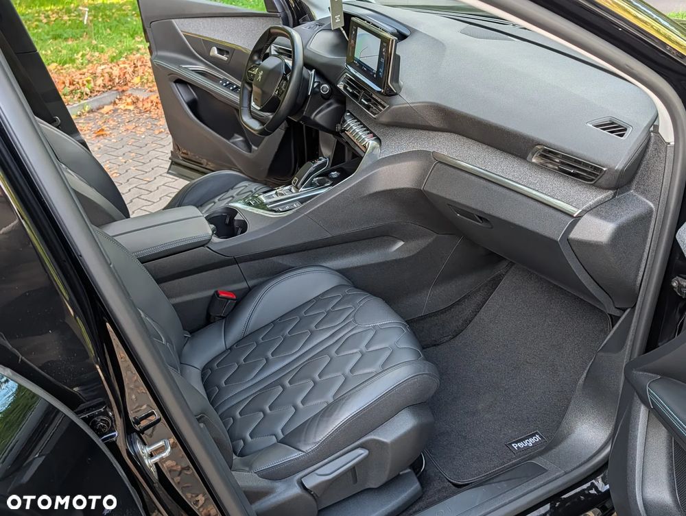 Peugeot 5008 BlueHDi 130 EAT8 Allure - 16