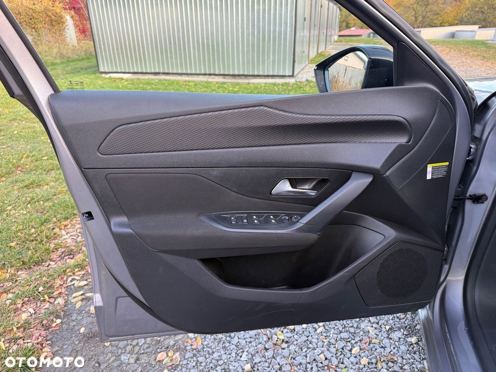 Peugeot 308 PureTech 130 EAT8 Active Pack - 18