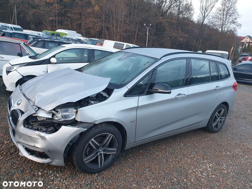 BMW Seria 2 216d - 7
