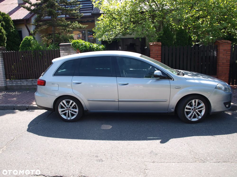 Fiat Croma 1.9 JTD Dynamic - 1