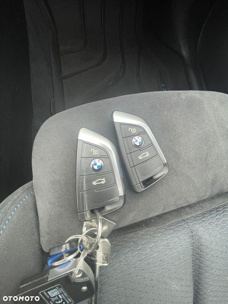 BMW X1 xDrive20i M Sport - 7