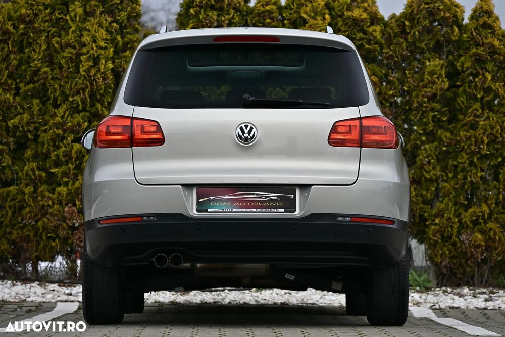 Volkswagen Tiguan 2.0 TDI 4Motion DSG Sport & Style - 8