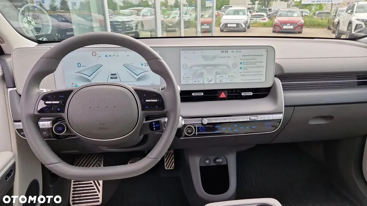 Hyundai IONIQ - 10